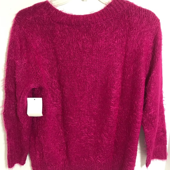 Fever crew neck pink eyelash sweater Medium BNWT PRICE FIRM - Picture 2 of 6